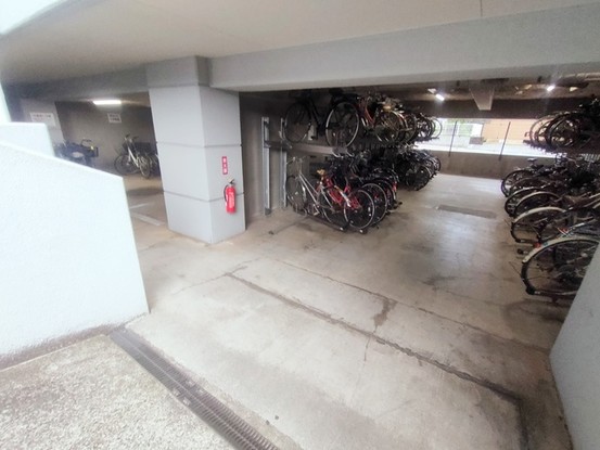 apartment 埼玉県上尾市谷津２丁目２番１号ショーサンプラザ５Ｆ