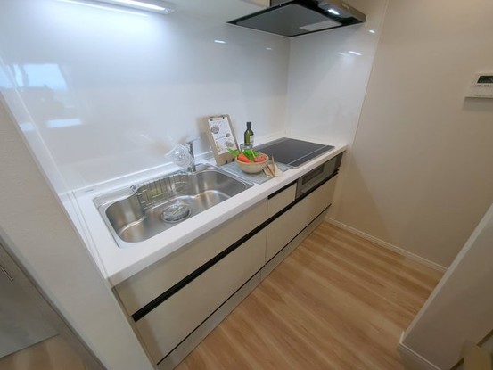 apartment 埼玉県上尾市谷津２丁目２番１号ショーサンプラザ５Ｆ