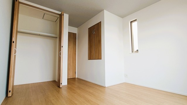 apartment 埼玉県上尾市谷津２丁目２番１号ショーサンプラザ５Ｆ