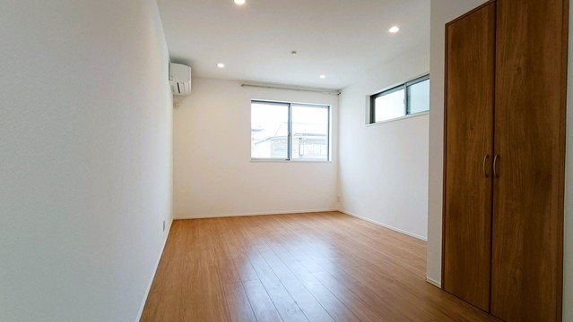 apartment 埼玉県上尾市谷津２丁目２番１号ショーサンプラザ５Ｆ