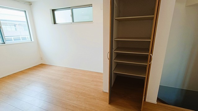 apartment 埼玉県上尾市谷津２丁目２番１号ショーサンプラザ５Ｆ