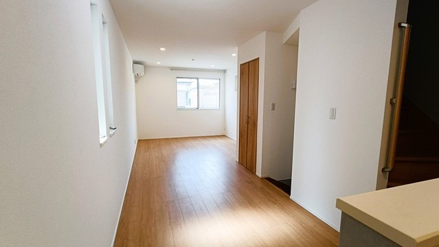 apartment 埼玉県上尾市谷津２丁目２番１号ショーサンプラザ５Ｆ