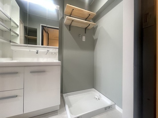 apartment 埼玉県上尾市谷津２丁目２番１号ショーサンプラザ５Ｆ