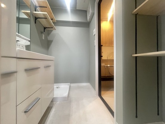 apartment 埼玉県上尾市谷津２丁目２番１号ショーサンプラザ５Ｆ