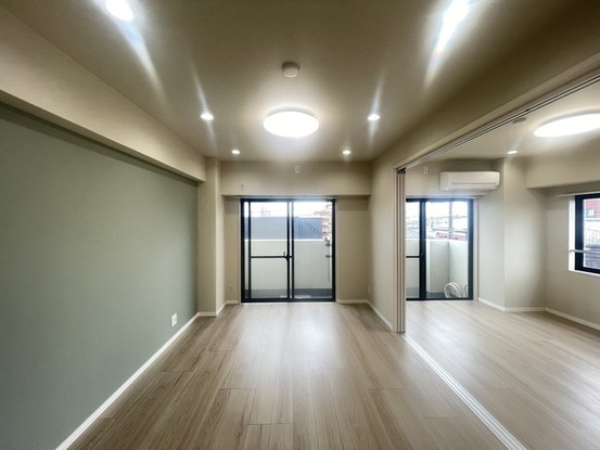 apartment 埼玉県上尾市谷津２丁目２番１号ショーサンプラザ５Ｆ