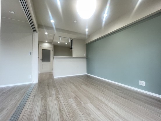 apartment 埼玉県上尾市谷津２丁目２番１号ショーサンプラザ５Ｆ