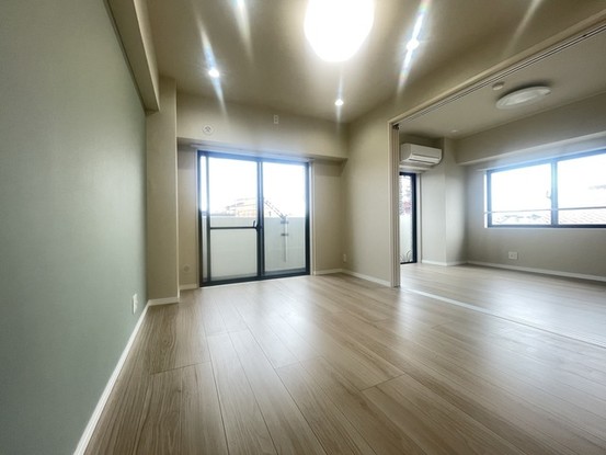 apartment 埼玉県上尾市谷津２丁目２番１号ショーサンプラザ５Ｆ