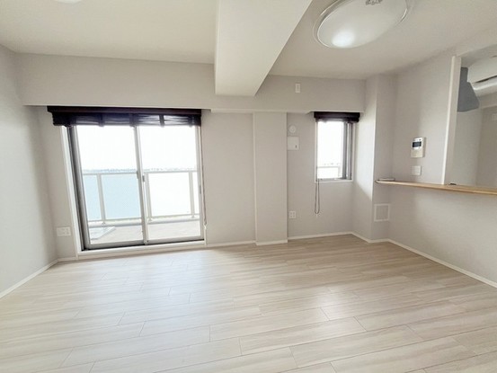 apartment 埼玉県上尾市谷津２丁目２番１号ショーサンプラザ５Ｆ
