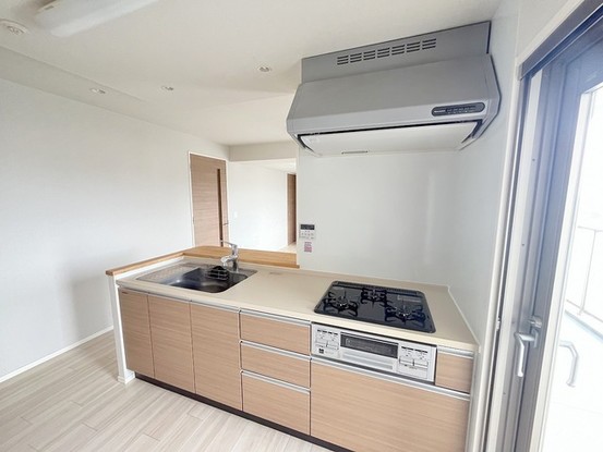 apartment 埼玉県上尾市谷津２丁目２番１号ショーサンプラザ５Ｆ