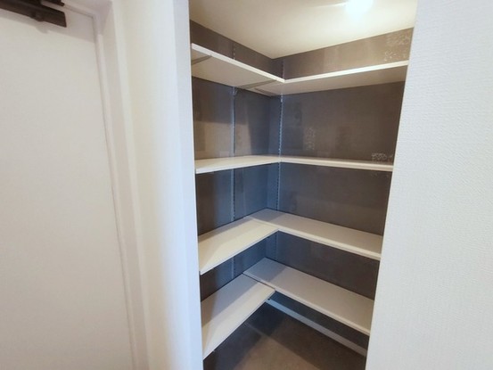 apartment 埼玉県上尾市谷津２丁目２番１号ショーサンプラザ５Ｆ