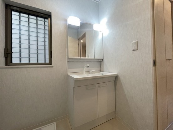 apartment 埼玉県上尾市谷津２丁目２番１号ショーサンプラザ５Ｆ