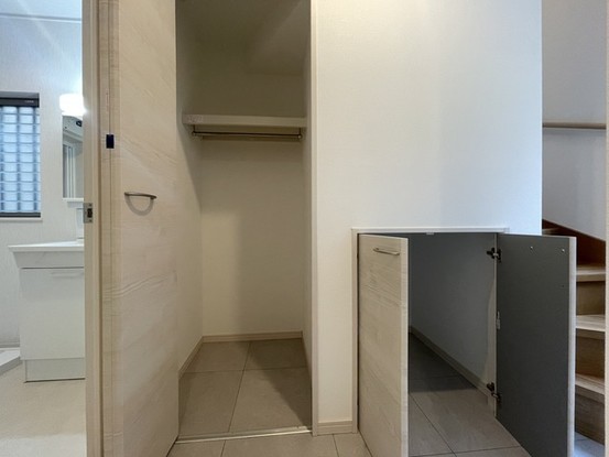 apartment 埼玉県上尾市谷津２丁目２番１号ショーサンプラザ５Ｆ