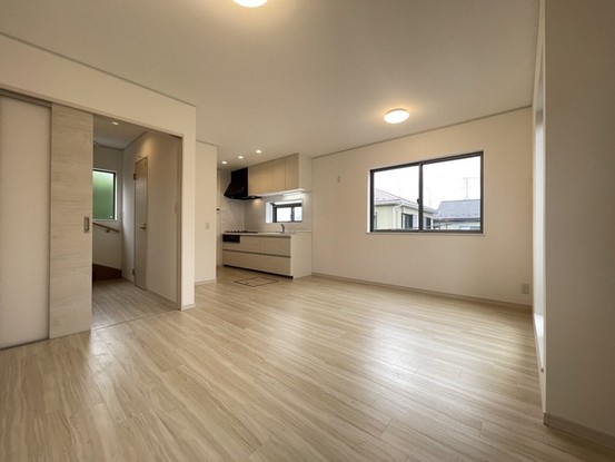 apartment 埼玉県上尾市谷津２丁目２番１号ショーサンプラザ５Ｆ