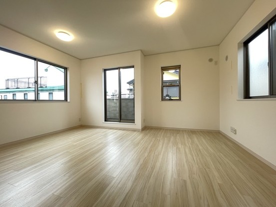 apartment 埼玉県上尾市谷津２丁目２番１号ショーサンプラザ５Ｆ