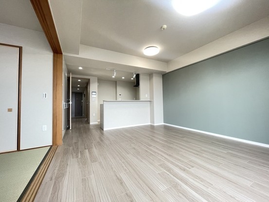 apartment 埼玉県上尾市谷津２丁目２番１号ショーサンプラザ５Ｆ