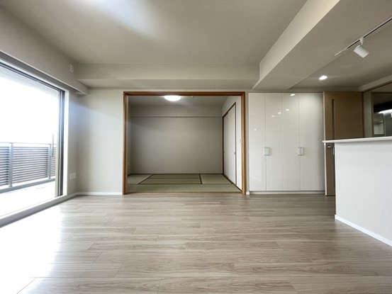 apartment 埼玉県上尾市谷津２丁目２番１号ショーサンプラザ５Ｆ