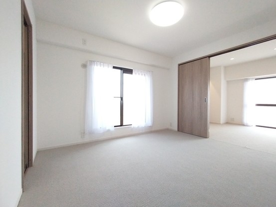 apartment 埼玉県上尾市谷津２丁目２番１号ショーサンプラザ５Ｆ