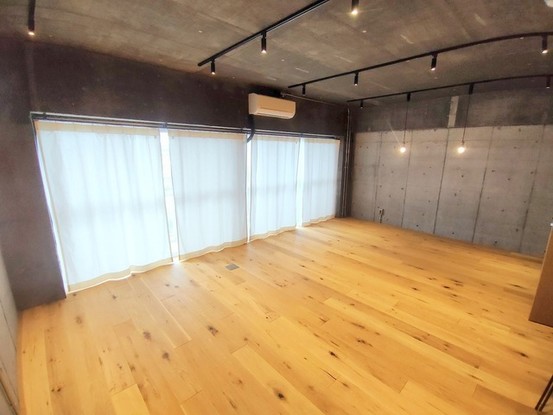 apartment 埼玉県上尾市谷津２丁目２番１号ショーサンプラザ５Ｆ