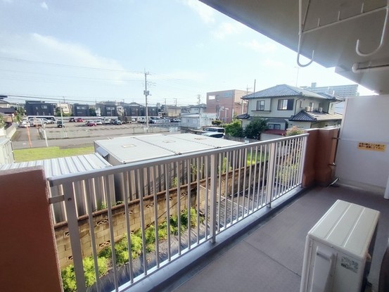 apartment 埼玉県上尾市谷津２丁目２番１号ショーサンプラザ５Ｆ