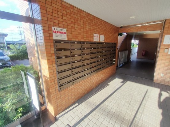 apartment 埼玉県上尾市谷津２丁目２番１号ショーサンプラザ５Ｆ