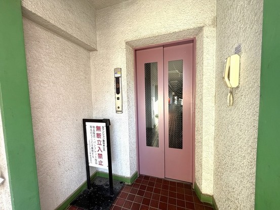 apartment 埼玉県上尾市谷津２丁目２番１号ショーサンプラザ５Ｆ