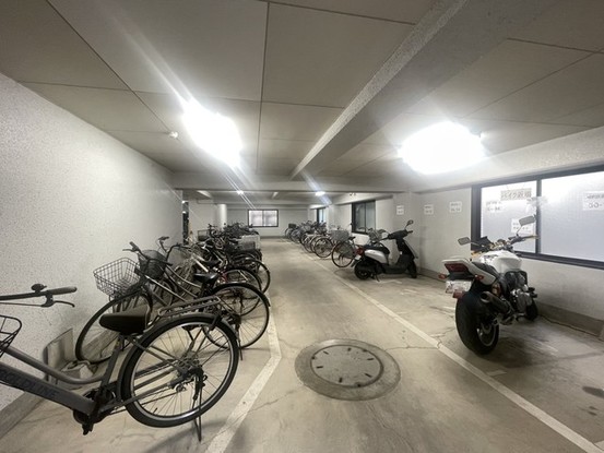 apartment 埼玉県上尾市谷津２丁目２番１号ショーサンプラザ５Ｆ