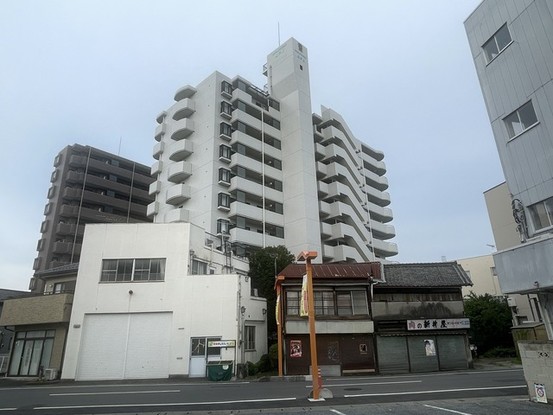 apartment 埼玉県上尾市谷津２丁目２番１号ショーサンプラザ５Ｆ