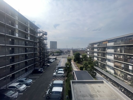 apartment 埼玉県上尾市谷津２丁目２番１号ショーサンプラザ５Ｆ