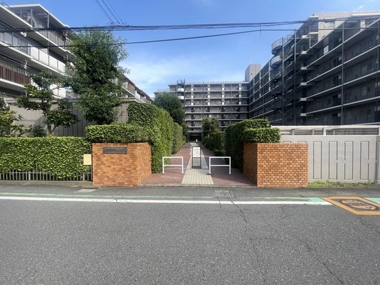 apartment 埼玉県上尾市谷津２丁目２番１号ショーサンプラザ５Ｆ
