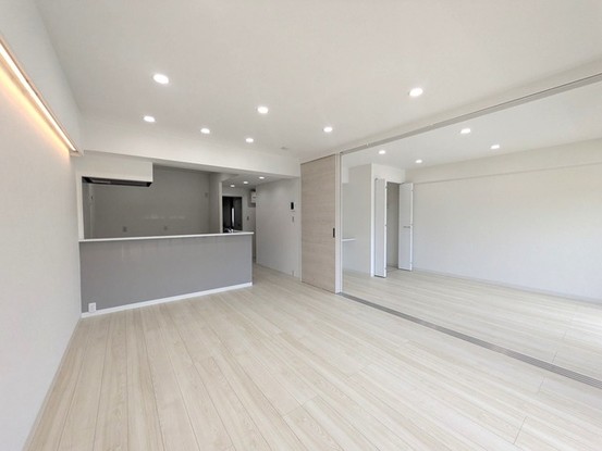 apartment 埼玉県上尾市谷津２丁目２番１号ショーサンプラザ５Ｆ