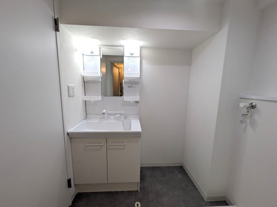 apartment 埼玉県上尾市谷津２丁目２番１号ショーサンプラザ５Ｆ