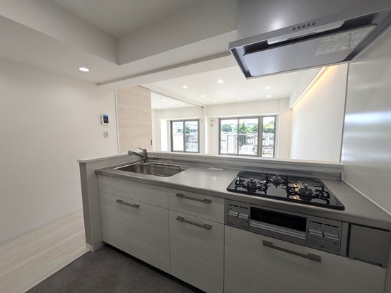 apartment 埼玉県上尾市谷津２丁目２番１号ショーサンプラザ５Ｆ