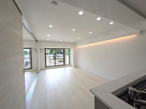 apartment 埼玉県上尾市谷津２丁目２番１号ショーサンプラザ５Ｆ