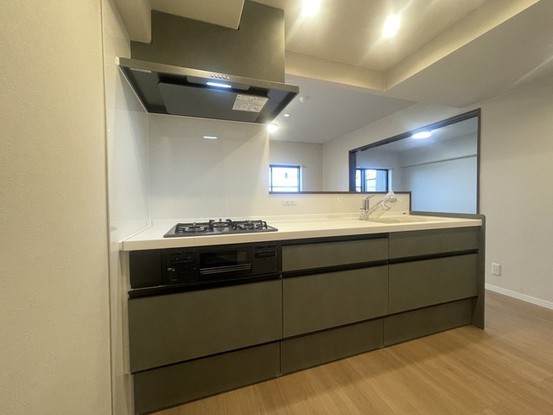 apartment 埼玉県上尾市谷津２丁目２番１号ショーサンプラザ５Ｆ