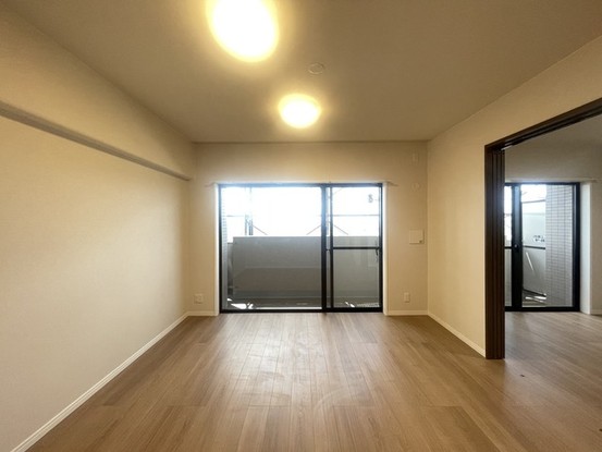 apartment 埼玉県上尾市谷津２丁目２番１号ショーサンプラザ５Ｆ