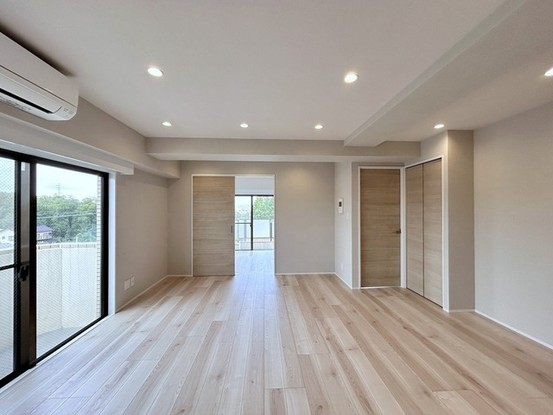 apartment 埼玉県上尾市谷津２丁目２番１号ショーサンプラザ５Ｆ