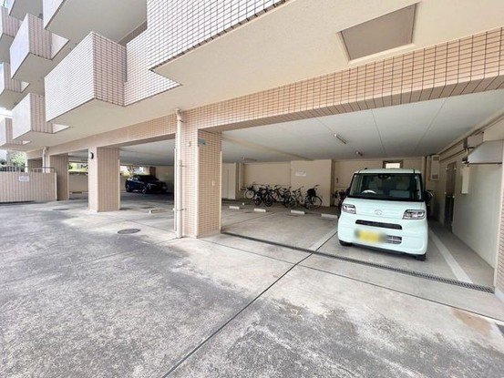 apartment 埼玉県上尾市谷津２丁目２番１号ショーサンプラザ５Ｆ