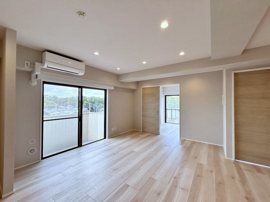 apartment 埼玉県上尾市谷津２丁目２番１号ショーサンプラザ５Ｆ