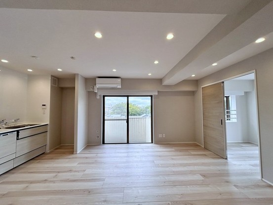 apartment 埼玉県上尾市谷津２丁目２番１号ショーサンプラザ５Ｆ