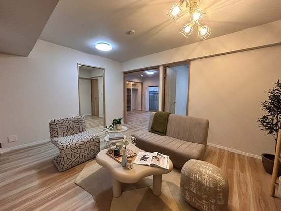 apartment 埼玉県上尾市谷津２丁目２番１号ショーサンプラザ５Ｆ