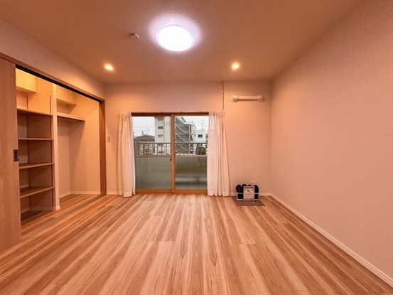 apartment 埼玉県上尾市谷津２丁目２番１号ショーサンプラザ５Ｆ