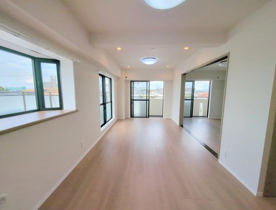 apartment 埼玉県上尾市谷津２丁目２番１号ショーサンプラザ５Ｆ