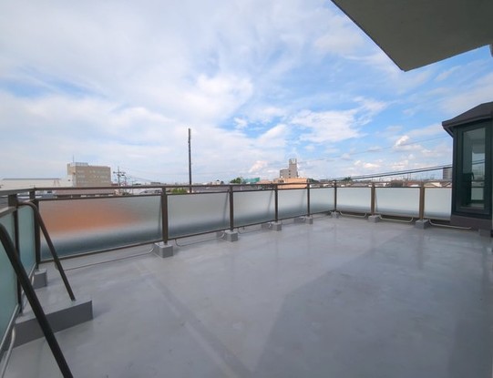 apartment 埼玉県上尾市谷津２丁目２番１号ショーサンプラザ５Ｆ