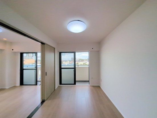 apartment 埼玉県上尾市谷津２丁目２番１号ショーサンプラザ５Ｆ