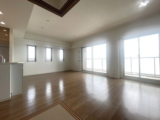apartment 埼玉県上尾市谷津２丁目２番１号ショーサンプラザ５Ｆ