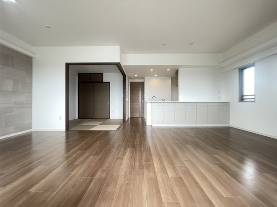 apartment 埼玉県上尾市谷津２丁目２番１号ショーサンプラザ５Ｆ