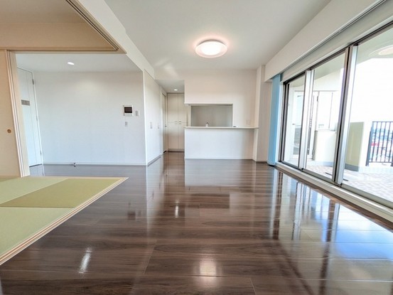apartment 埼玉県上尾市谷津２丁目２番１号ショーサンプラザ５Ｆ