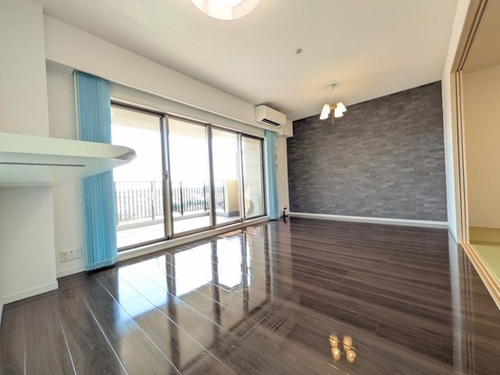 apartment 埼玉県上尾市谷津２丁目２番１号ショーサンプラザ５Ｆ