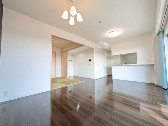 apartment 埼玉県上尾市谷津２丁目２番１号ショーサンプラザ５Ｆ