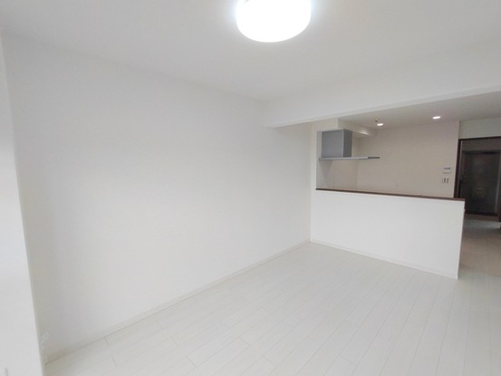 apartment 埼玉県上尾市谷津２丁目２番１号ショーサンプラザ５Ｆ